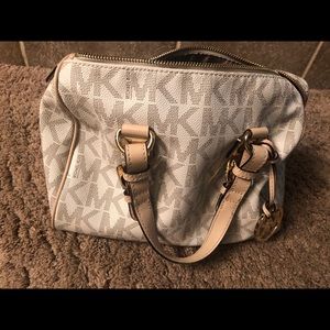 Michael Kors Hand Bag